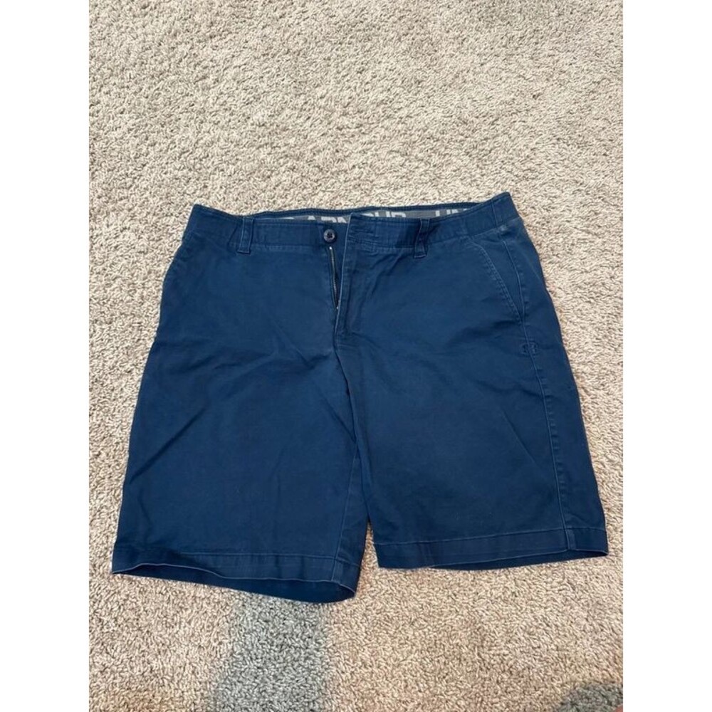 Men’s navy under armour shorts 38